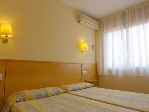 Rentalmar Atlantida Apartamentos Salou Kültér fotó