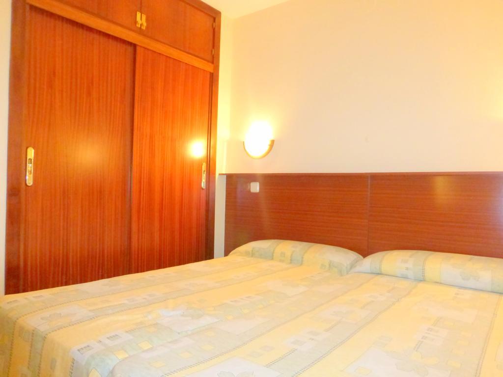 Rentalmar Atlantida Apartamentos Salou Kültér fotó